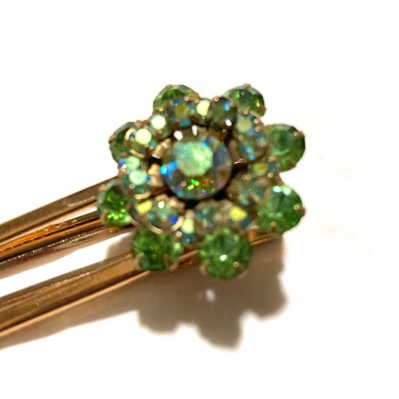 Elegant Vintage Embellished Hair Clip - Picture 2 of 4